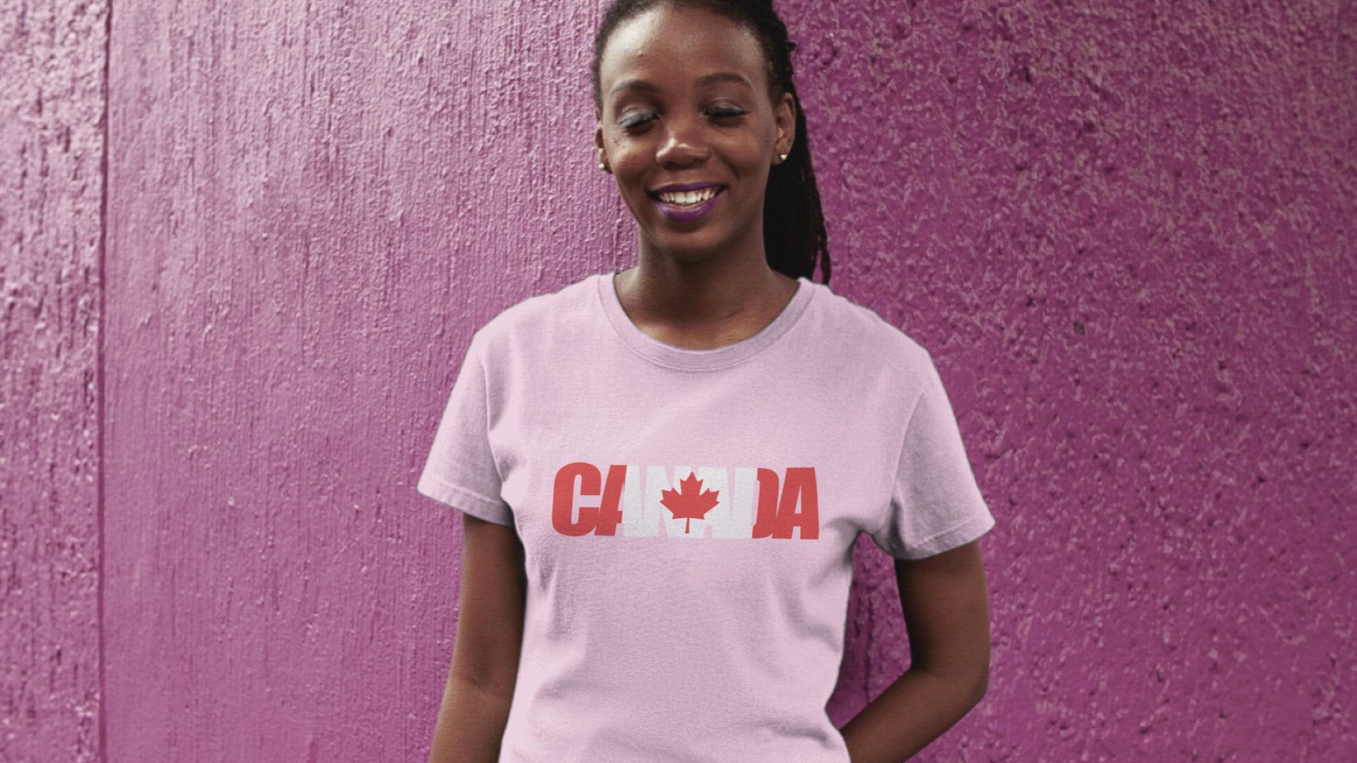 Canada t-shirt in pink - Purple LadyBug Decor