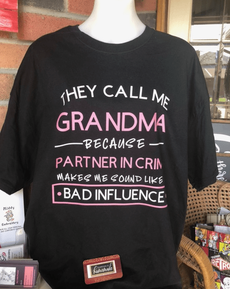Purple LadyBug Decor shirts Grandma Funny T-shirt