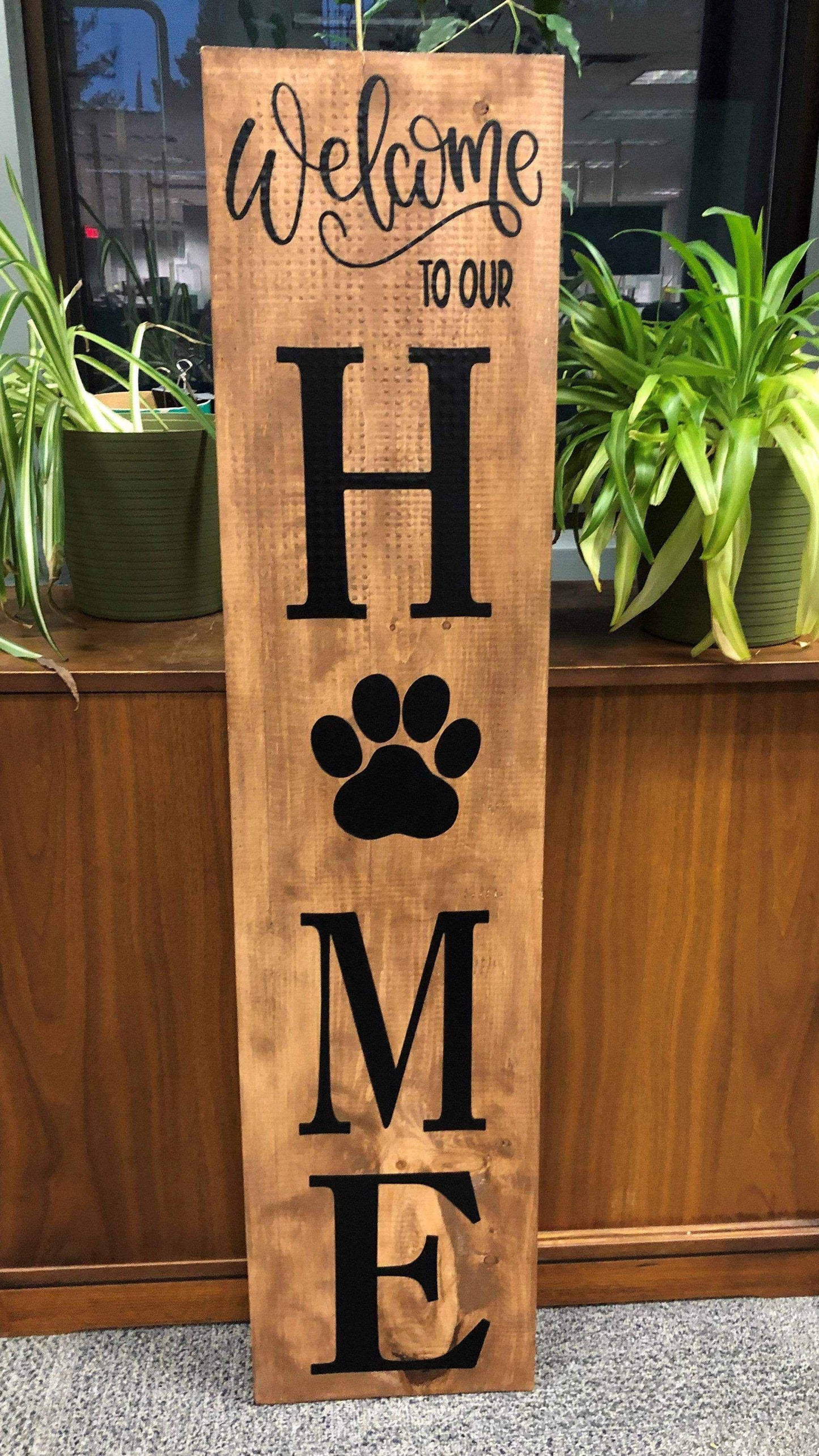 Purple LadyBug Decor Sign Welcome to our Home Paw Print Porch Sign